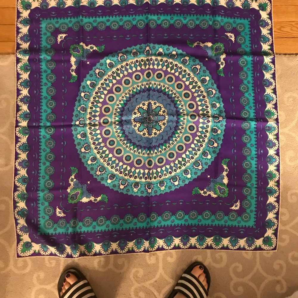 Pucci scarf